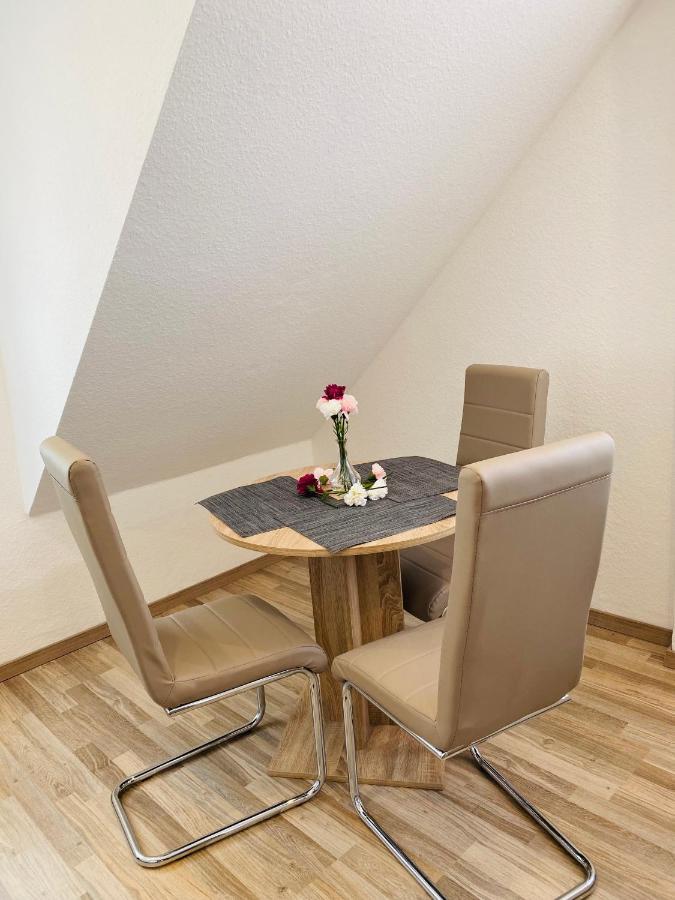 T&T Ferienwohnung Rheinbrohl Екстериор снимка